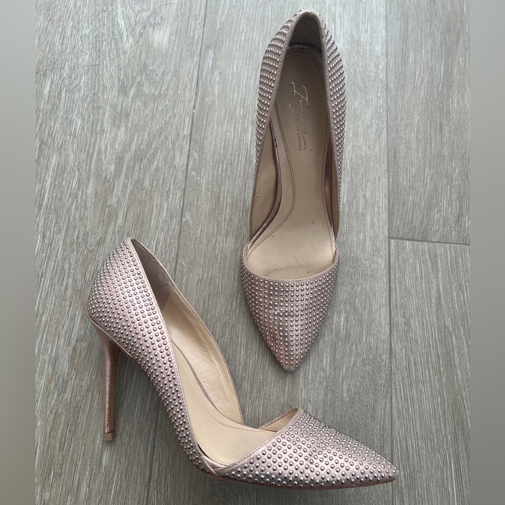 VINCE CAMUTO IMAGINE STUDDED STILETTOS